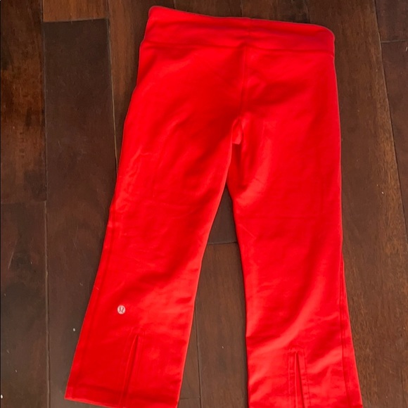 Lululemon crop highwaisted straight leg pants ! - Picture 2 of 5